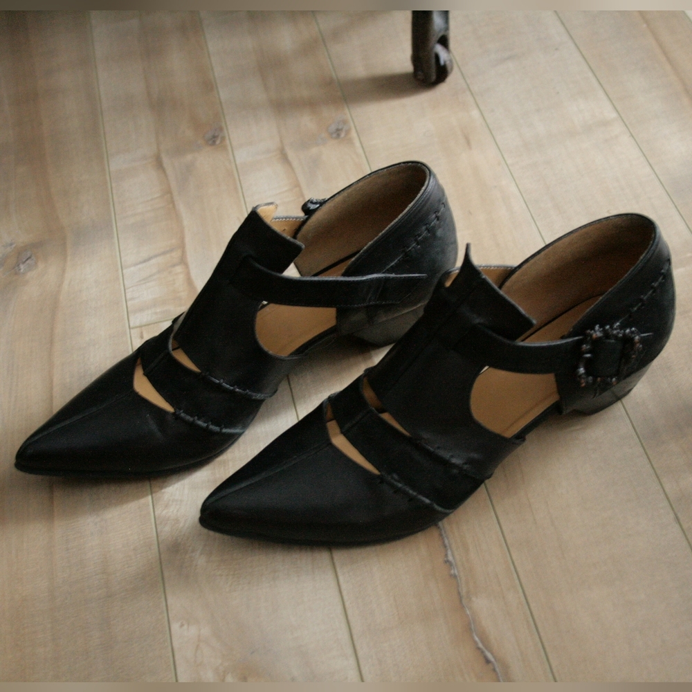 John Fluevog  "Alisha" shoes in Black
